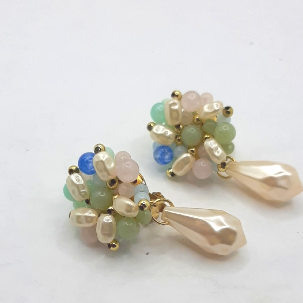 Pearl Cluster Clip Ons